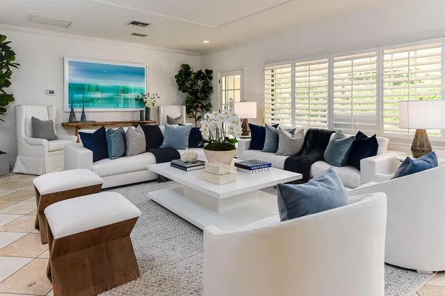 220 Osceola Way