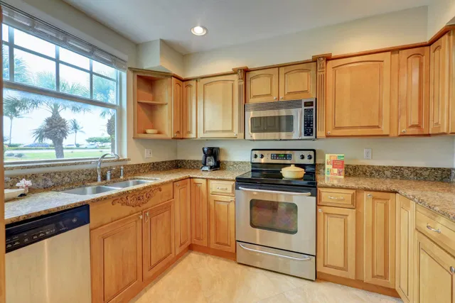 Residence photo 21