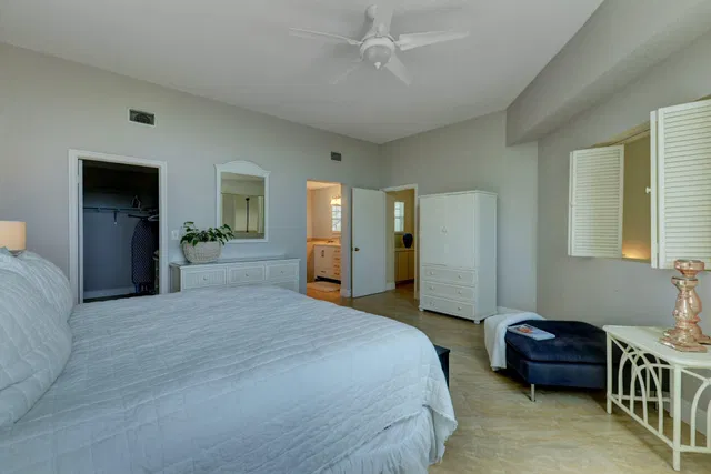 Residence photo 30