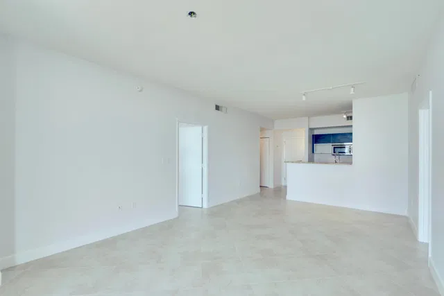 CityPlace South Tower Unit 1820 photo 8