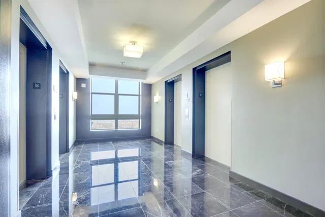 CityPlace South Tower Unit 1820 photo 32