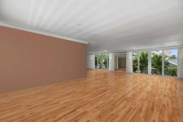 Winthrop House Condos Unit 321 photo 8