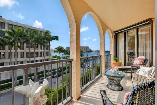 L'Ermitage Palm Beach Unit 301 photo 9