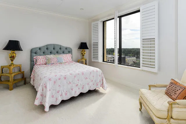 Palm Beach Biltmore Unit 713 photo 6