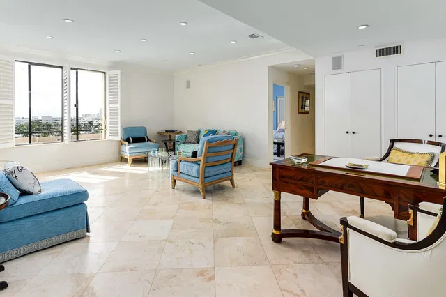 Palm Beach Biltmore Unit 713 photo 12