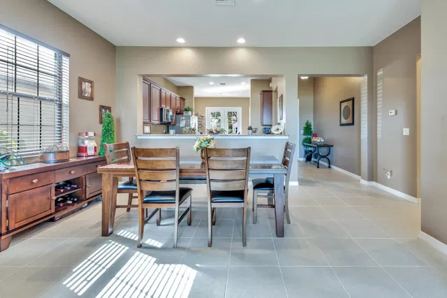  Residence photo 9