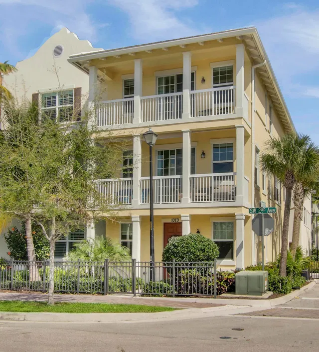 CODA Delray Beach Unit D photo 2