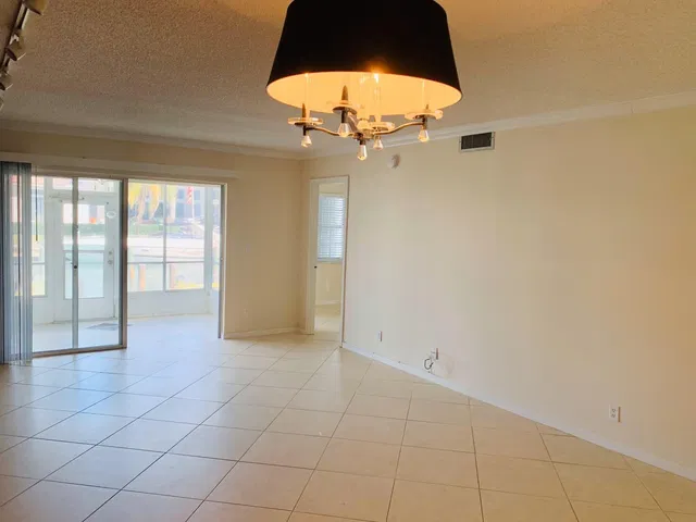 Singer Island Unit 168 photo 6