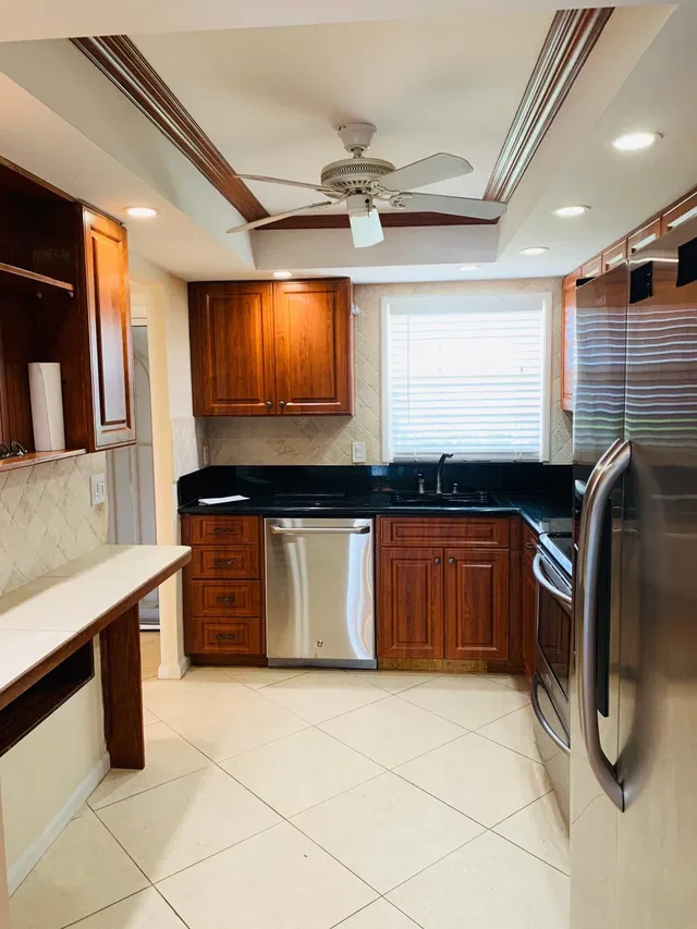 Singer Island Unit 168 photo 9