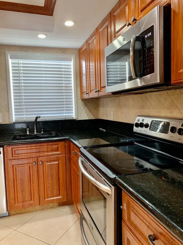 Singer Island Unit 168 photo 10