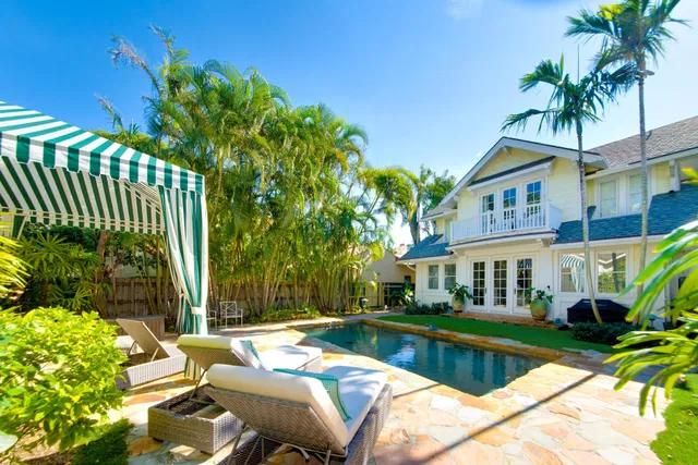 345 Brazilian Avenue