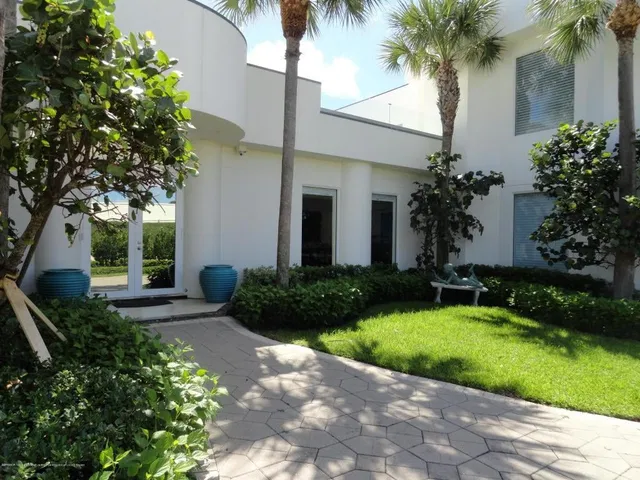 1742 S Ocean Boulevard