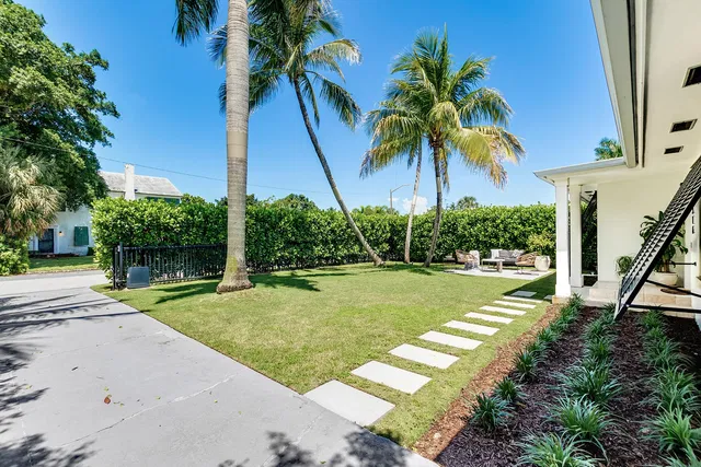 SoSo West Palm Beach Residence photo 2