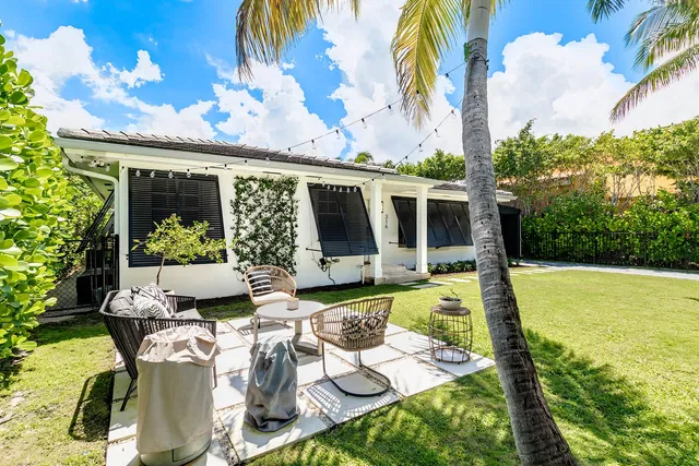SoSo West Palm Beach Residence photo 3