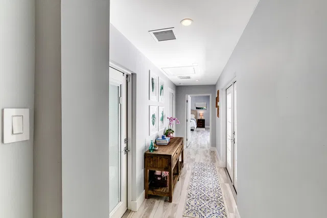 SoSo West Palm Beach Residence photo 17