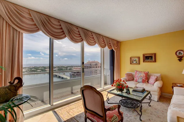 The Plaza of The Palm Beaches Unit 27g photo 15