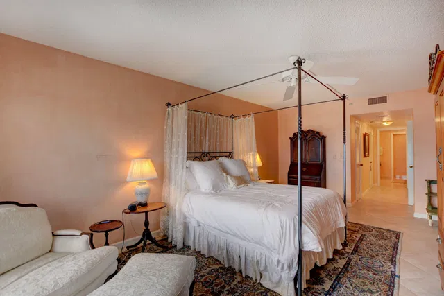 The Plaza of The Palm Beaches Unit 27g photo 24