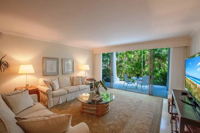 2275 S Ocean Boulevard #106n