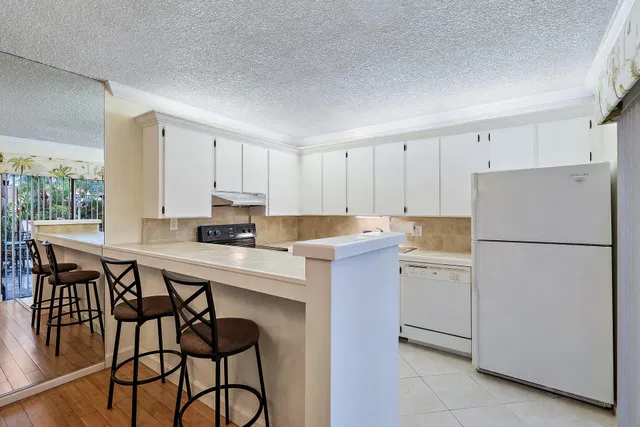 Residence photo 9