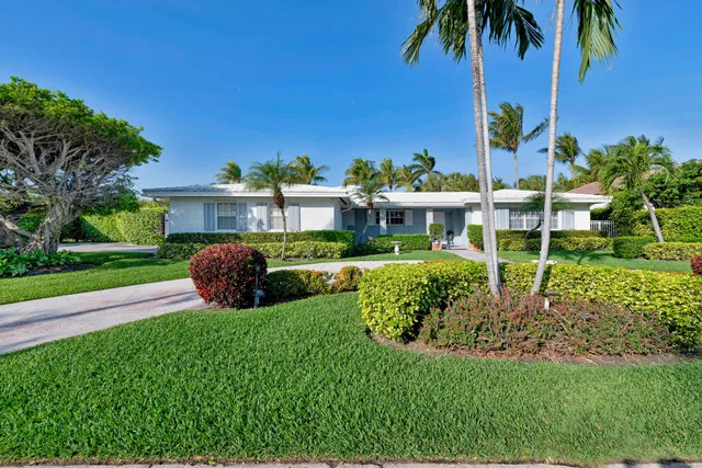 2263 Ibis Isle Road E