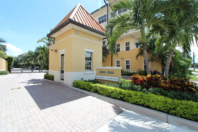 Flagler Landing Unit 302 photo 21