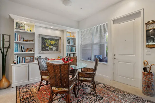 Villas on Antique Row Residence photo 4