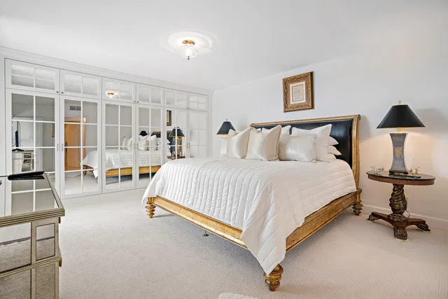 Winthrop House Condos Unit 611 photo 6