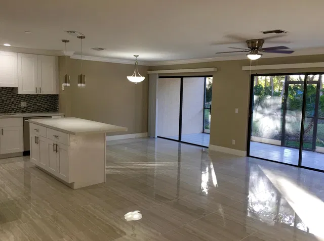 PGA National Palm Beach Gardens Unit B photo 4
