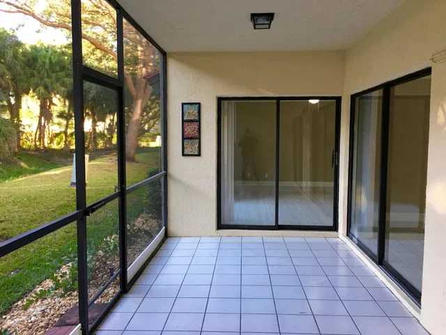 PGA National Palm Beach Gardens Unit B photo 21