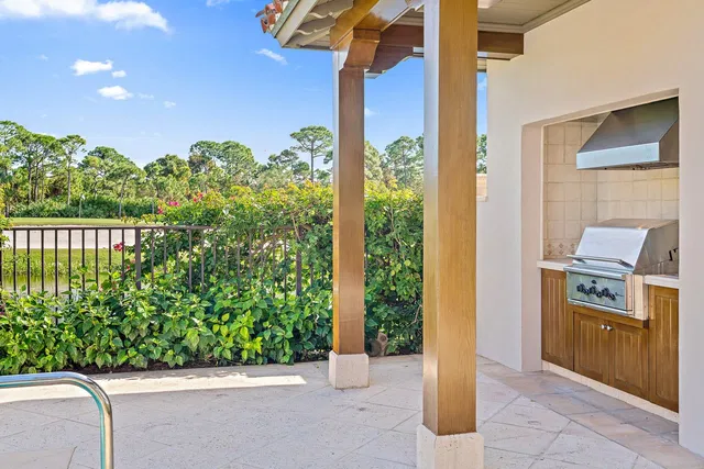 Trump National Jupiter Residence photo 29
