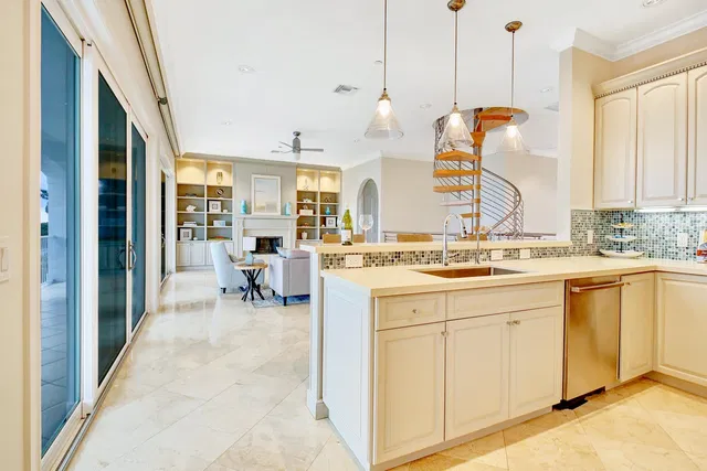 Jupiter Key Residence photo 16
