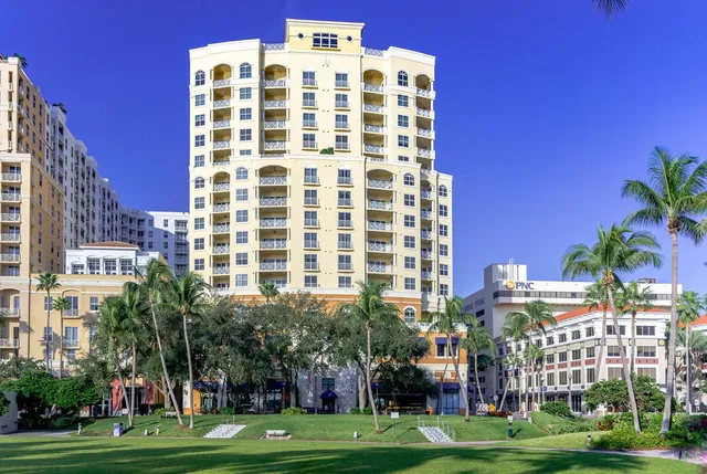 Esplanade Grande Unit 1001 photo 22
