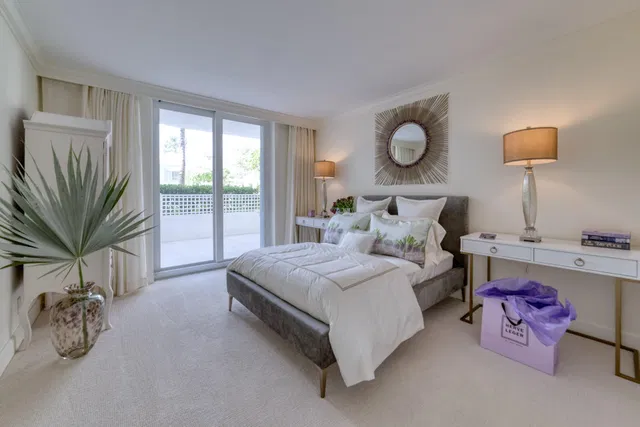 Winthrop House Condos Unit 315 photo 4