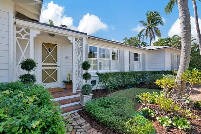 248 Colonial Lane