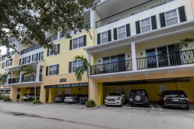 Latitude Delray Unit Ph 304 photo 14