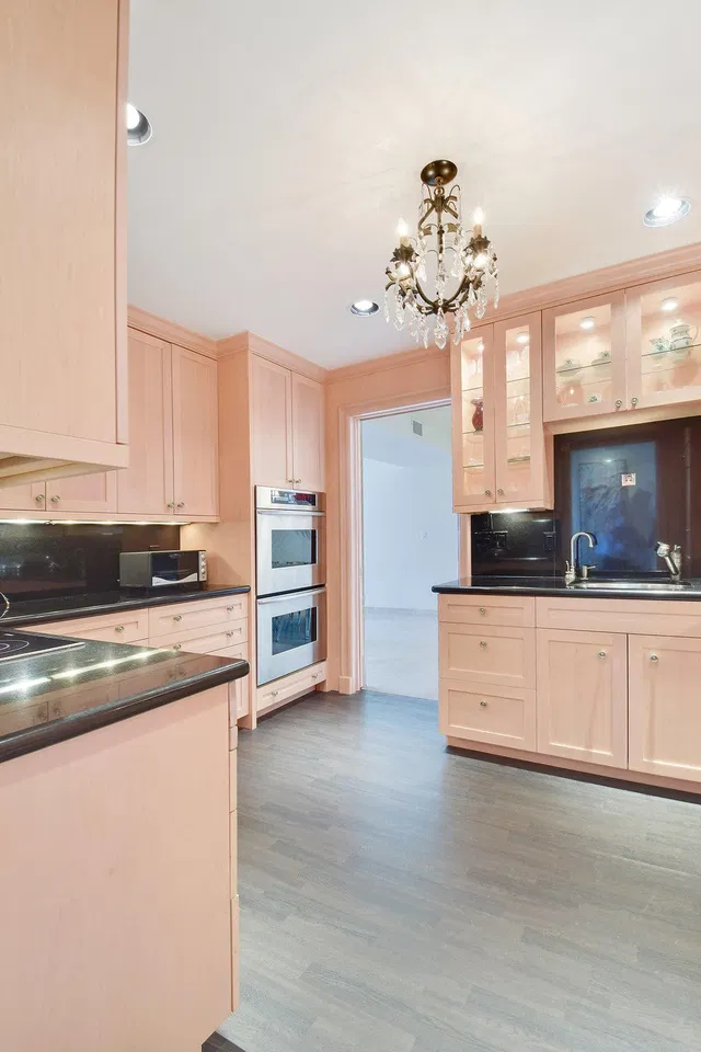 Palm Beach Biltmore Unit 510 photo 6