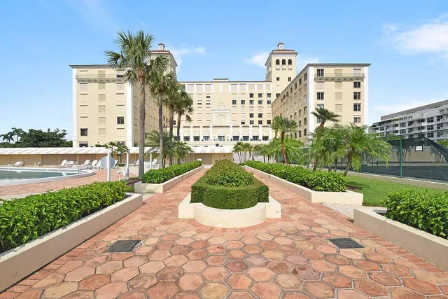 Palm Beach Biltmore Unit 510 photo 12