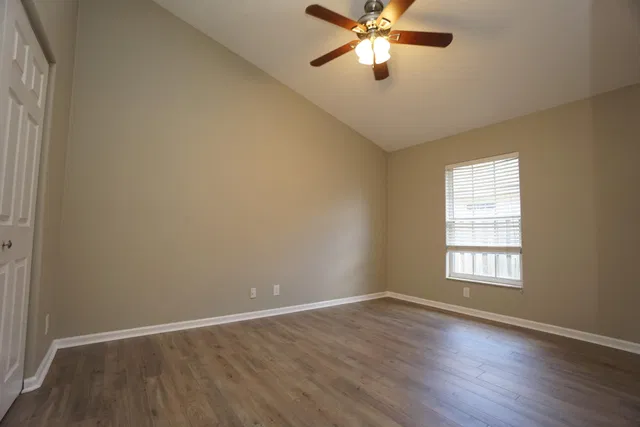 Residence photo 8