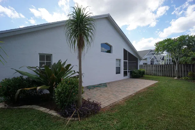 Residence photo 15