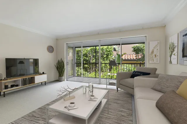 320 Chilean Avenue #5
