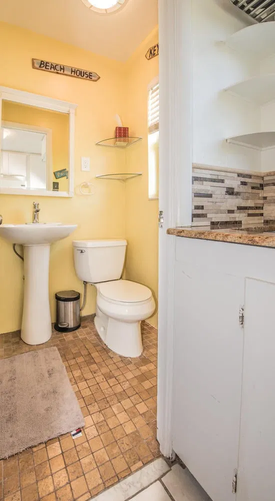  Residence photo 9