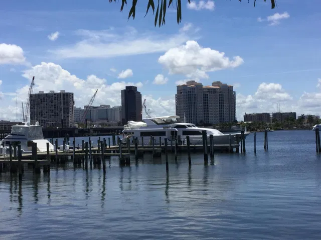 Palm Beach Biltmore Unit 103 photo 10