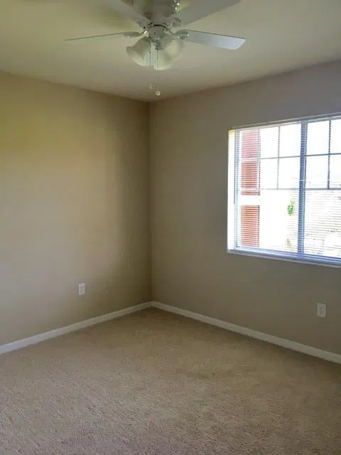 Unit 307 photo 3