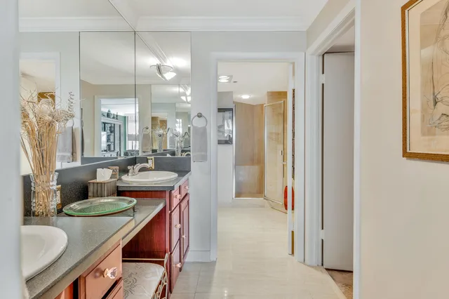 Villa Lofts Unit 3b photo 11