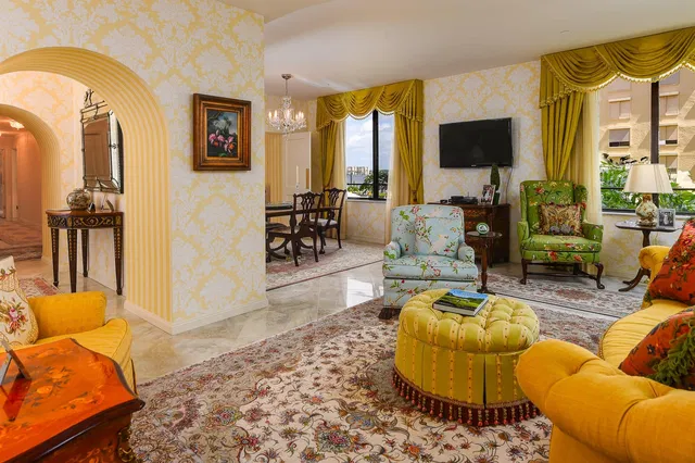 Palm Beach Biltmore Unit 213 photo 2