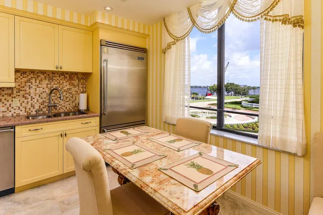 Palm Beach Biltmore Unit 213 photo 6