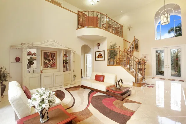  Residence photo 5