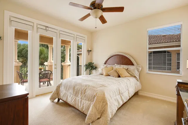  Residence photo 24