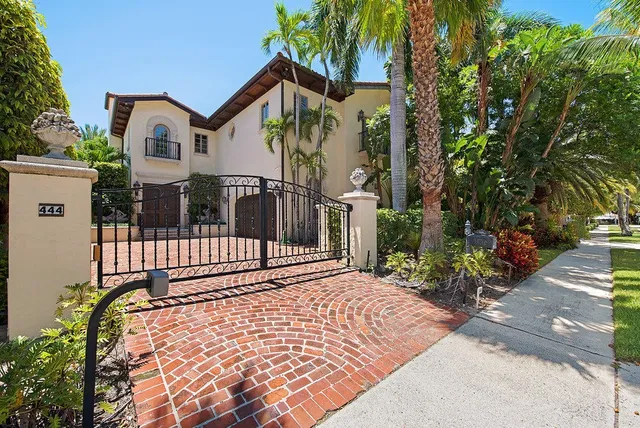 444 Brazilian Avenue