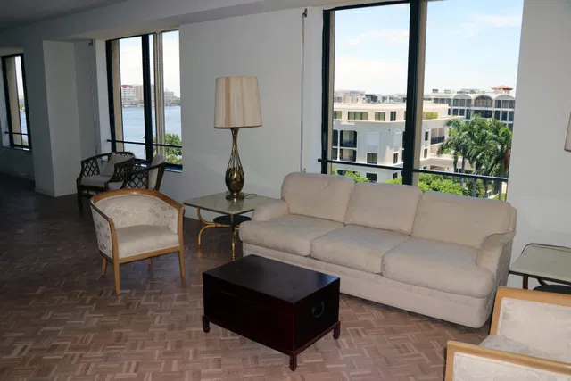 Palm Beach Biltmore Unit 502 photo 4